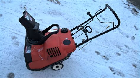 Ariens SS522E doesn't throw snow very far | Snowblower Forum