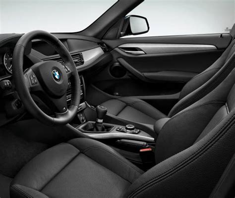 BMW X1- sDrive20d - Interior, Nevada leather Black - Interior trim, Dark Brushed Aluminium - M ...