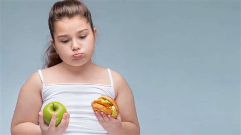 Obesity a possible contributor to early menarche in girls: Study – India TV