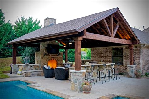 Outdoor Kitchen Fireplace : Outdoor Kitchen Outdoor Kitchens Of Southwest Florida / We're loving ...