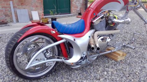 Mini chopper V-TWIN 250 - YouTube