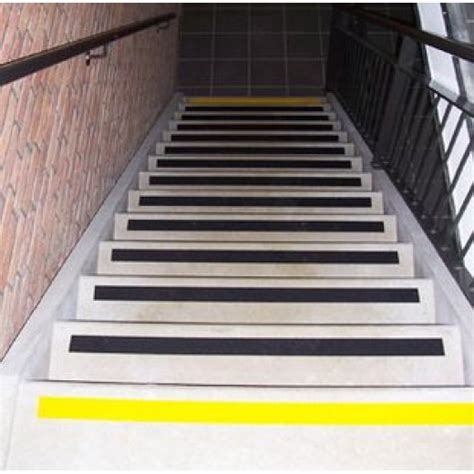 3M Safety Walk Anti-slip Tape 25mm x 18,2m | chiwishop.com