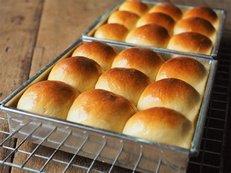 Dinner & Sweet Yeast Rolls — Tasty Breads International