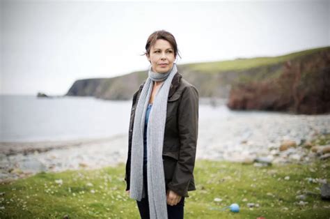 Julie Graham rejoins cast of 'Shetland' - Dean Street