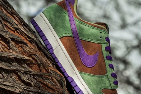 Nike Dunk Low SP 'Veneer' Release 11/10 – Feature