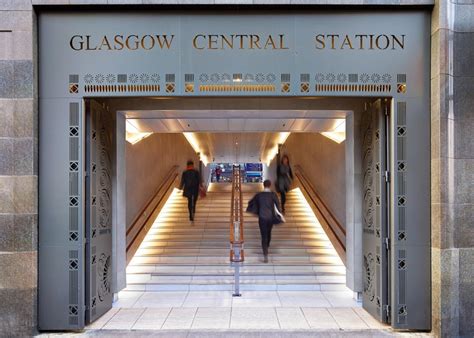 Glasgow Central Station Concourse : Interiors and exhibitions ...