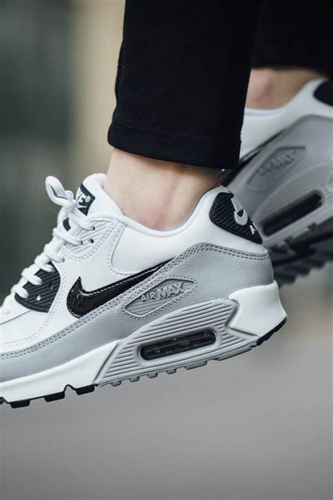 The Stunning NIKE Air Max 90 Essential in White & Grey | SOLETOPIA