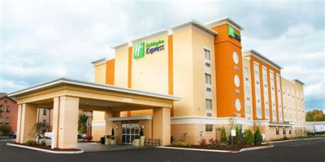 Holiday Inn Express Toledo North Hotel IHG