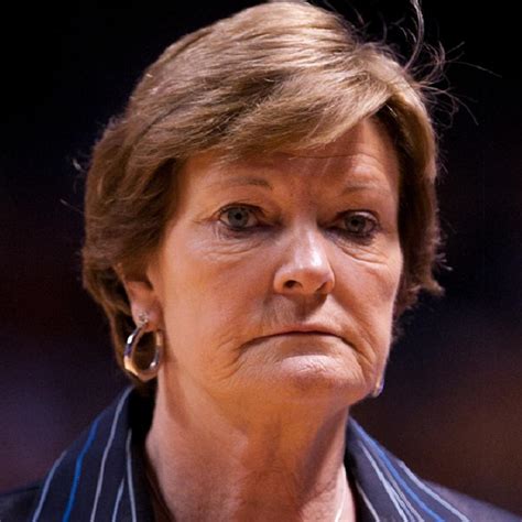 Pat Summitt Is Dead - Bio, Net Worth, Height