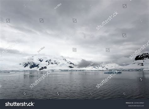 Cruising Antarctica Antarctic Peninsula Palmer Archipelago Stock Photo 2230134967 | Shutterstock