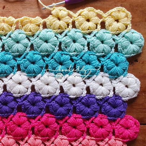 Crochet Puff Flower Blanket [Free Video Tutorial & Written Pattern!] — Hooked by Robin