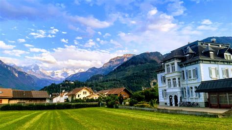 Adventure Hostel Interlaken: a visual tour of the Swiss Villa Hostel from 1901 - Interlaken ...