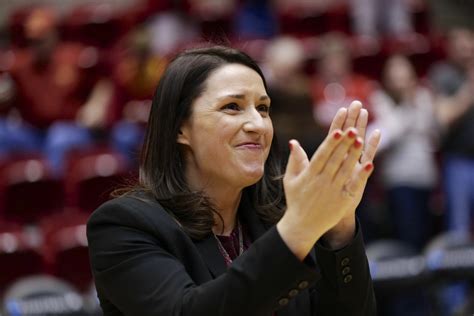 South Dakota's Amy Williams is new women's coach at Nebraska - Sports ...