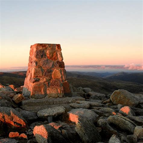 mt kosciuszko summit - Escape Trekking Adventures