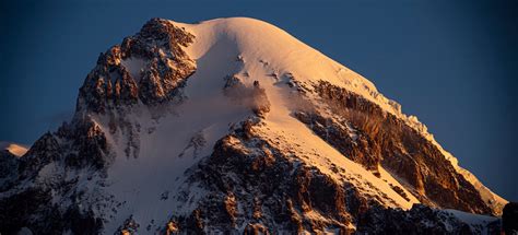 Climb Mount Kazbek with Georgian IFMGA Guides