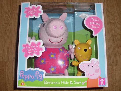 PEPPA PIG ELECTRONIC HIDE AND SEEK, BRAND NEW + BOXED