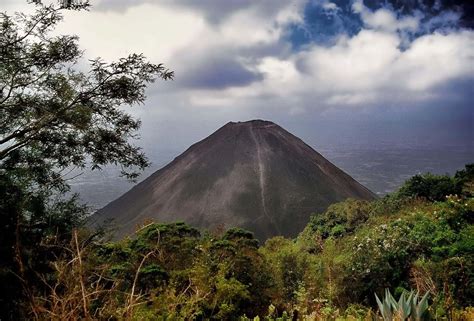 Lesser known volcanoes to visit in El Salvador