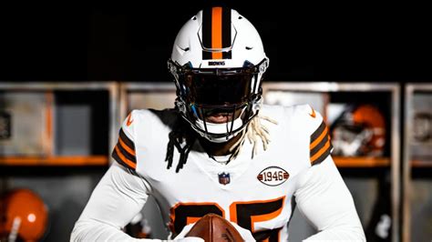 Cleveland Browns reveal new white alternate helmet