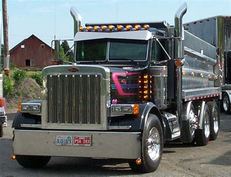 Pin by Geoffrey James on tipper trucks | Dump trucks, Peterbilt trucks ...