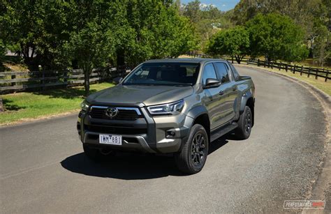 2023 Toyota HiLux Rogue-front – PerformanceDrive