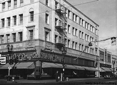 O.C. History Roundup: Downtown Santa Ana, Christmas, 1930s