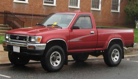 1995 Toyota Tacoma - Information and photos - MOMENTcar