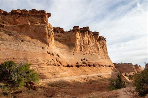 A Guide to Exploring Zebra Slot Canyon in Escalante, Utah