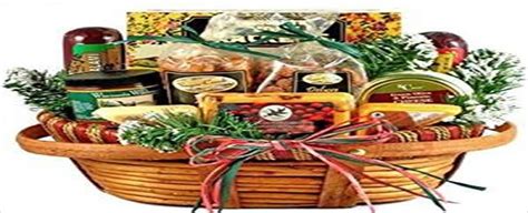 Hometown Holiday Gourmet | Gift Basket of Wisconsin Cheeses, Sausage, and Nuts