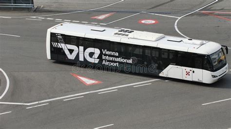 Vienna International Airport Bus Editorial Stock Image - Image of operation, aviation: 130405714