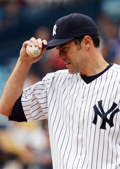 Yankees pitcher Mike Mussina retires - UPI.com