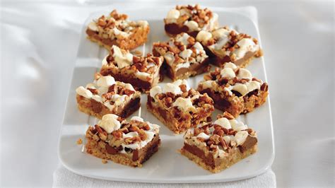 Commercial HERSHEY'S Chewy S'Mores Bars | HERSHEY Foodservice