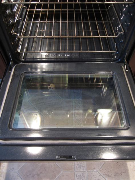 How to Clean Your Oven Door Naturally + Free Checklist » Decor Adventures