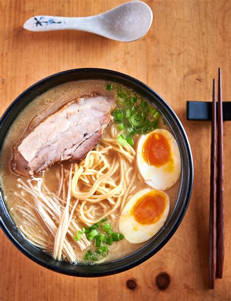 Authentic Tonkotsu Ramen Recipe | Blog Dandk