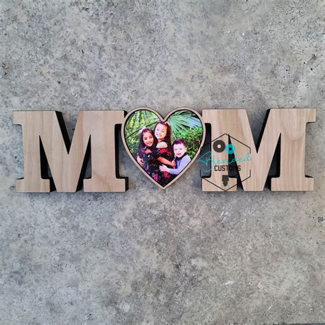 Personalized Mom Frame – Blended Customs