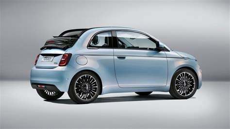 Fiat 500e Cabrio foto's | eGear.nl