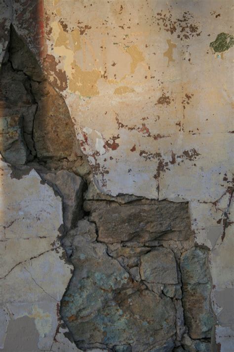 Free Old cracked plaster wall Stock Photo - FreeImages.com