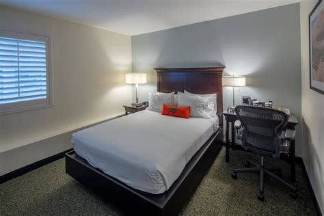 Collegian Hotel & Suites, Trademark Collection by Wyndham | Syracuse, NY Hotels