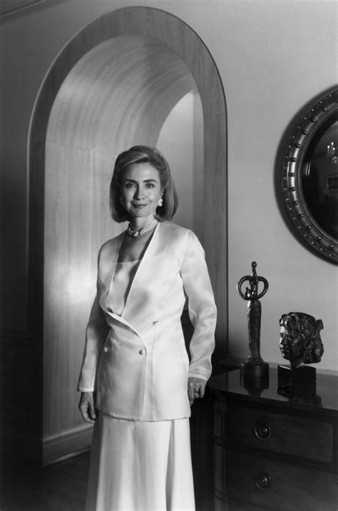 Hillary Clinton – Yousuf Karsh