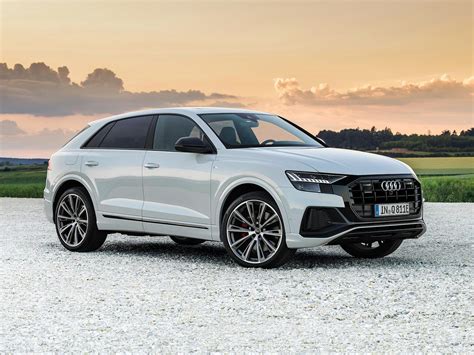 New 2021 Audi Q8 hybrid revealed: price and release date | carwow