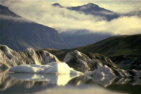 All About The Famous Places: Iceland Scenery Toursim New Pictures 2012