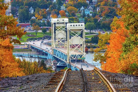 Portage Lake Lift Bridge Houghton Michigan Photograph by Norris Seward | Fine Art America