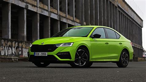 Zrychlení 100-200 km/h: Škoda Octavia IV RS 2.0 TSI DSG 120 let Motorsport (245 koní): Hodně ...