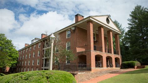 Mold & Mildew Prevention | Housing & Residence Life | Furman University