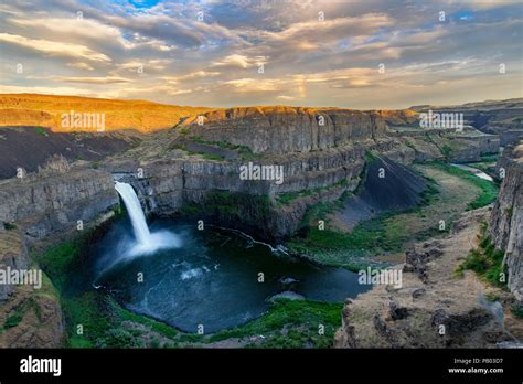 Palouse Falls State Park Stock Photo - Alamy