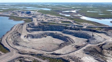 De Beers Group consolidates mining assets in South Africa and Canada - International Mining