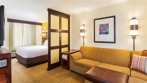 Modern Hotel near Carlsbad & Vista California | Hyatt Place San Diego/Vista-Carlsbad