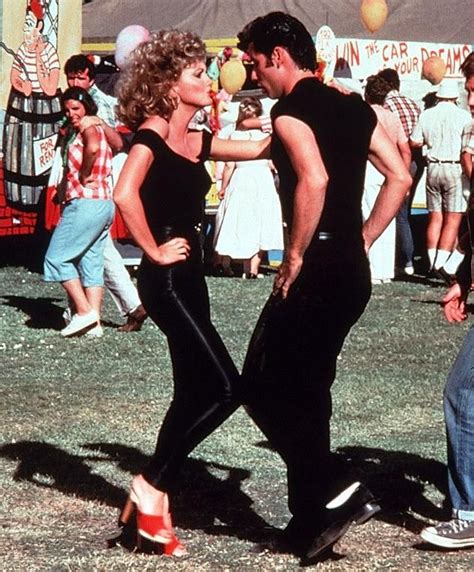 √ Disfraz Olivia Newton John Grease