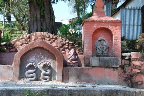 kathmandu-valley-temples.com