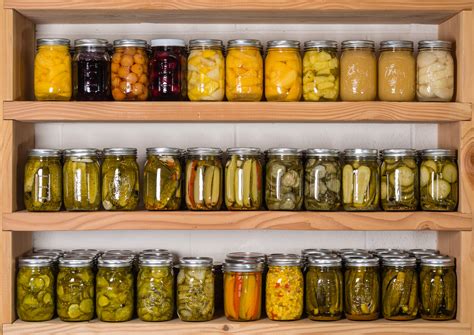 Home Canning: Preserving Food the Old-Fashioned Way – Mother Earth News