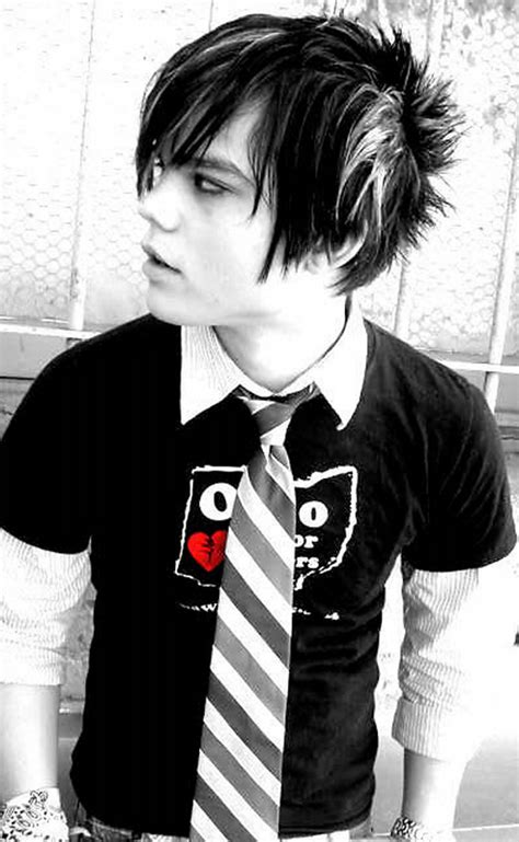 Fashion Hairstyles: Boys Emo Hairstyle Photo Gallery